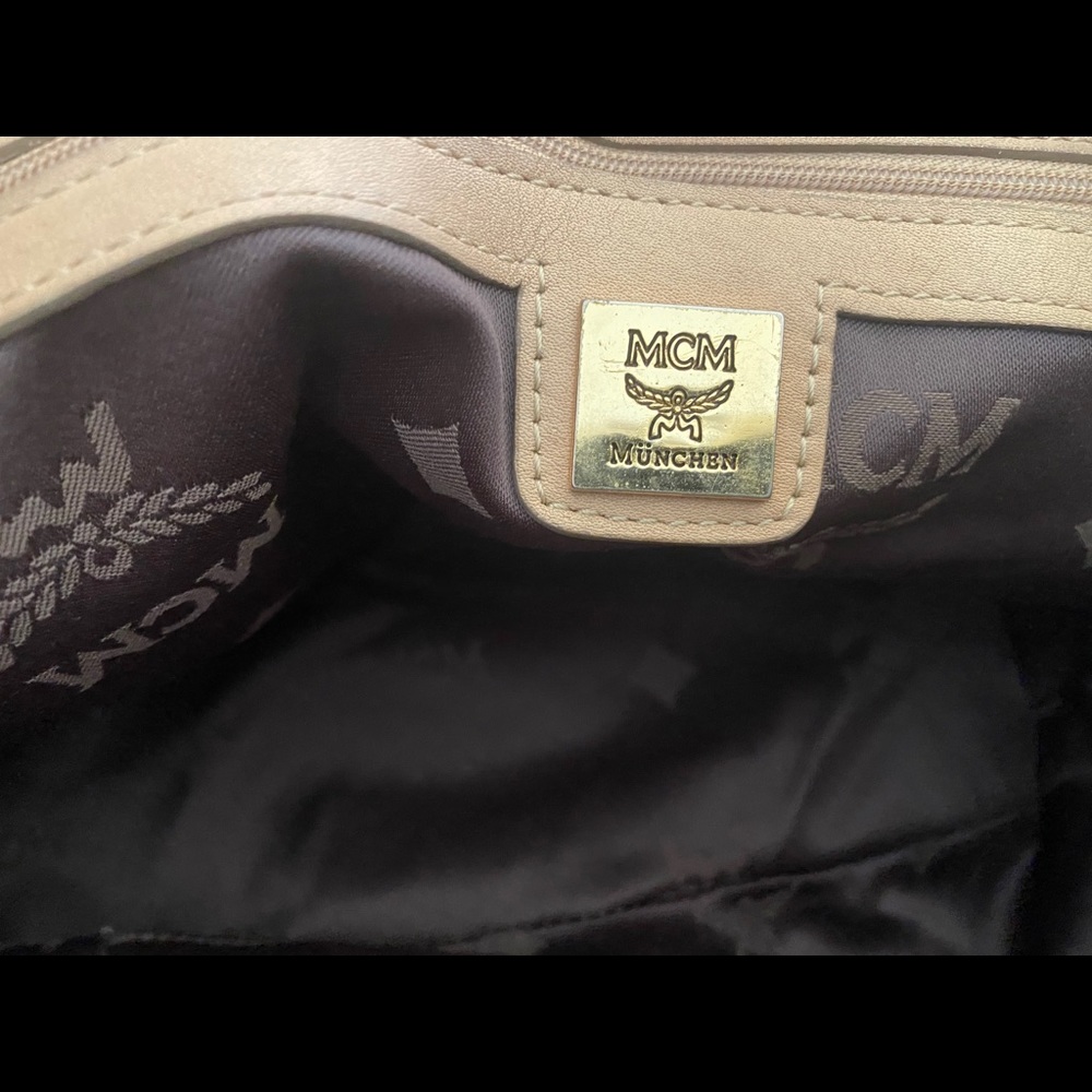 **SOLD**MCM Visetos Shopper Crossbody** - Picture 7 of 11